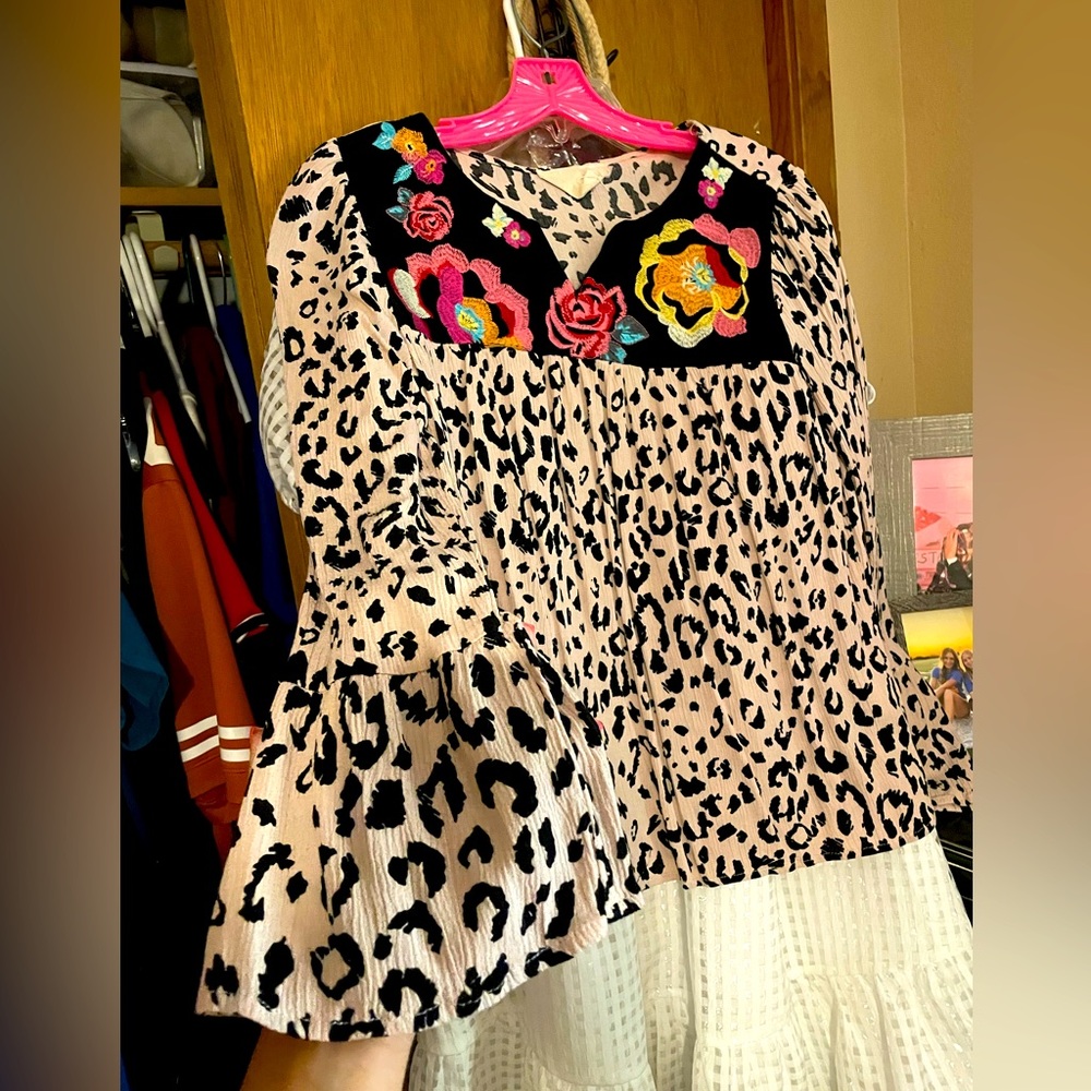 Long sleeve colorful cheetah print shirt